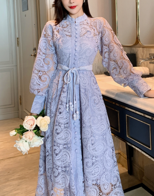 Beautifully Crafted Dress in a Classic Style