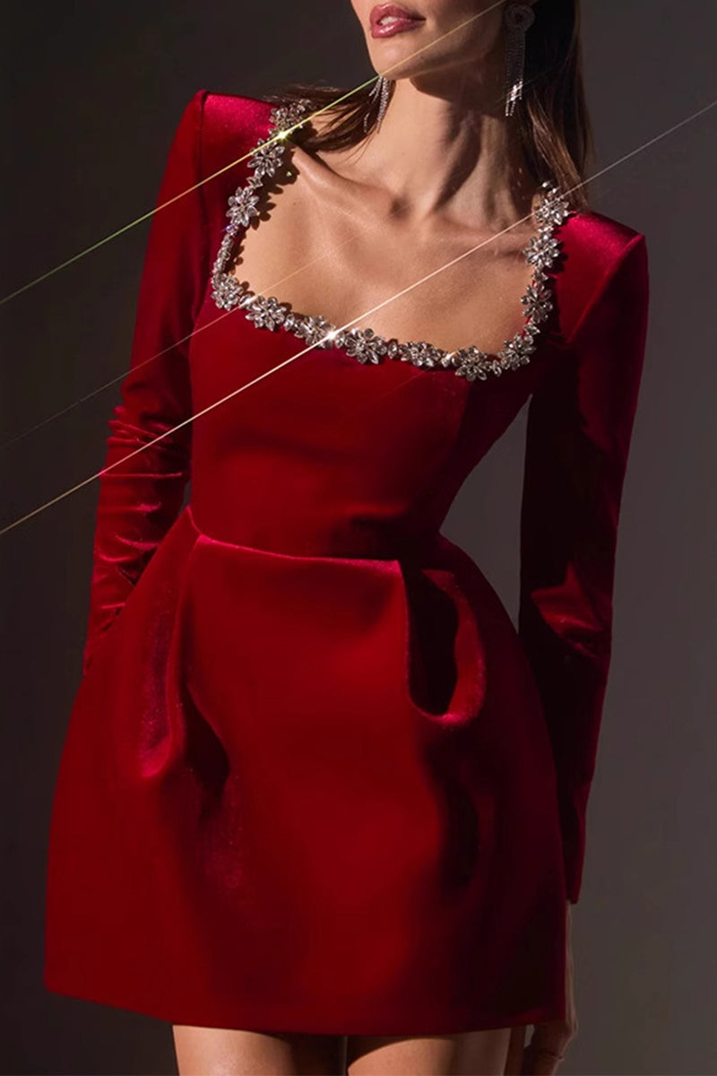 Classic Vintage Dress with a Flattering Fit
