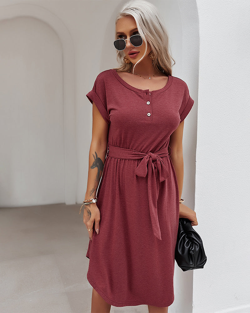 Beautifully Crafted Dress in a Classic Style