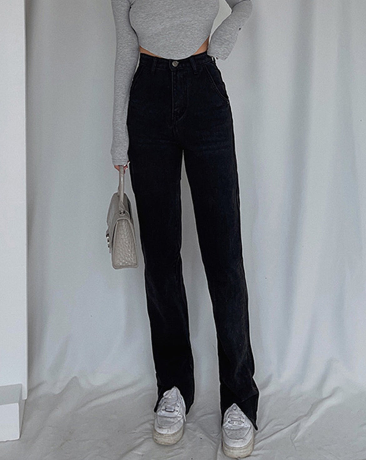 Well Tailored Garment with a Graceful Silhouette