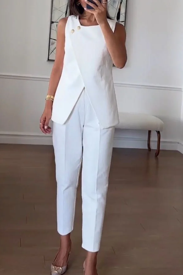 A Vintage Style Pants with Delicate Timeless Details