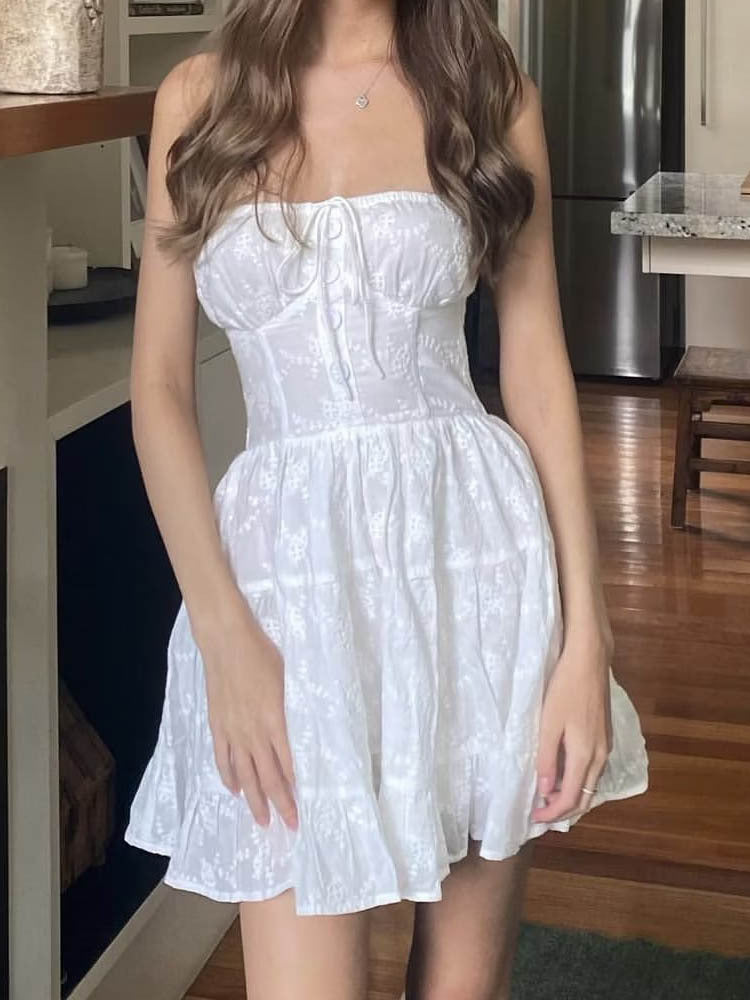 Sophisticated Dress with a Clean Classic Look