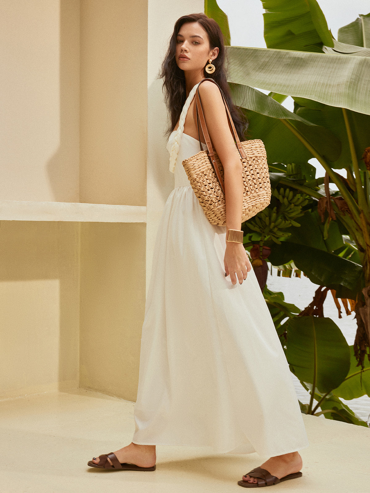 Classic Vintage Dress with a Flattering Fit