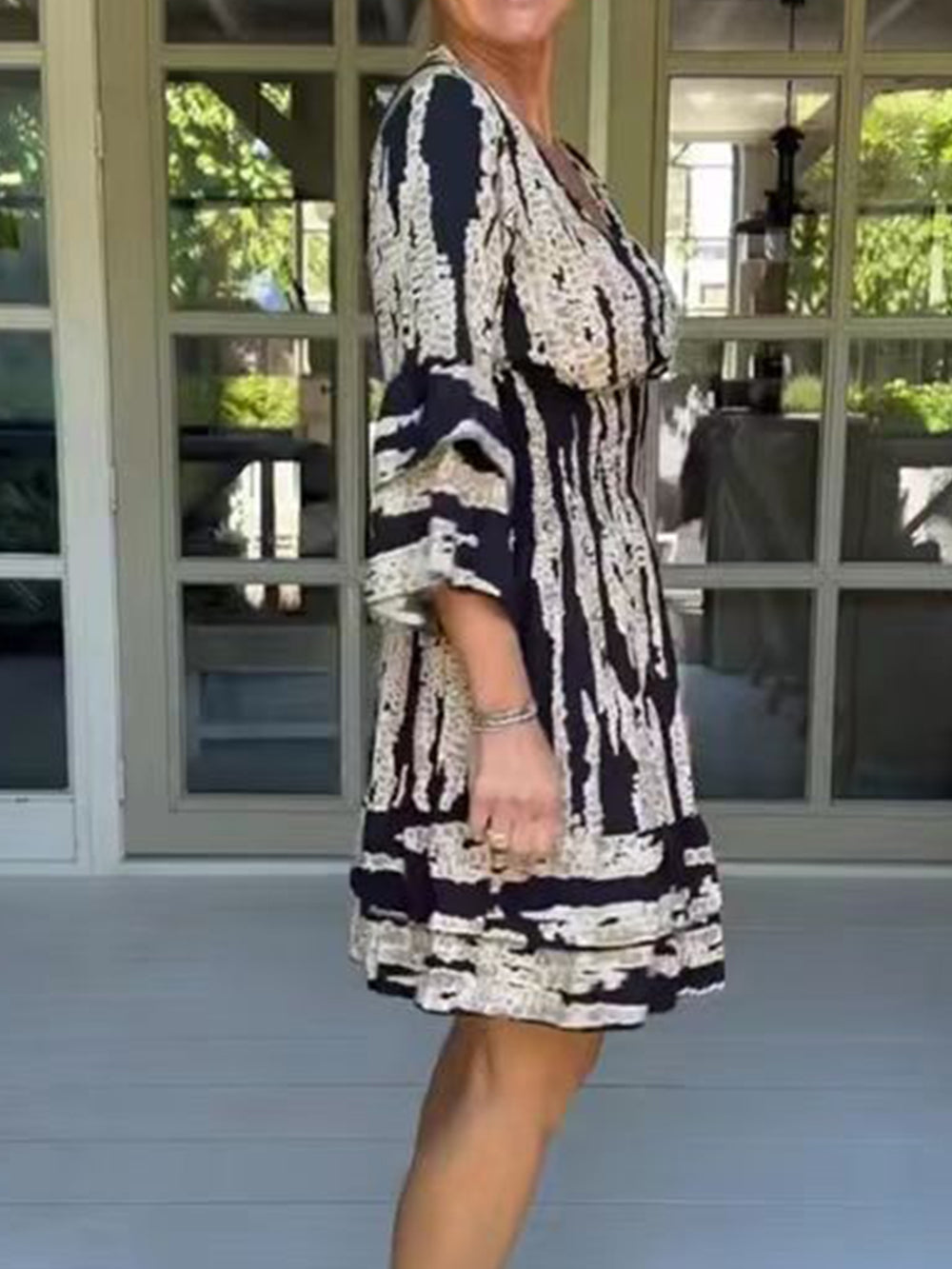 Beautifully Crafted Dress in a Classic Style