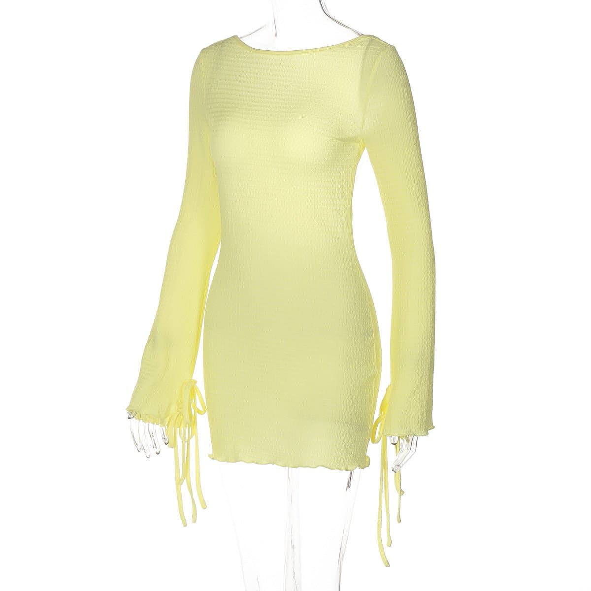 Beautifully Finished Dress in a Timeless Design