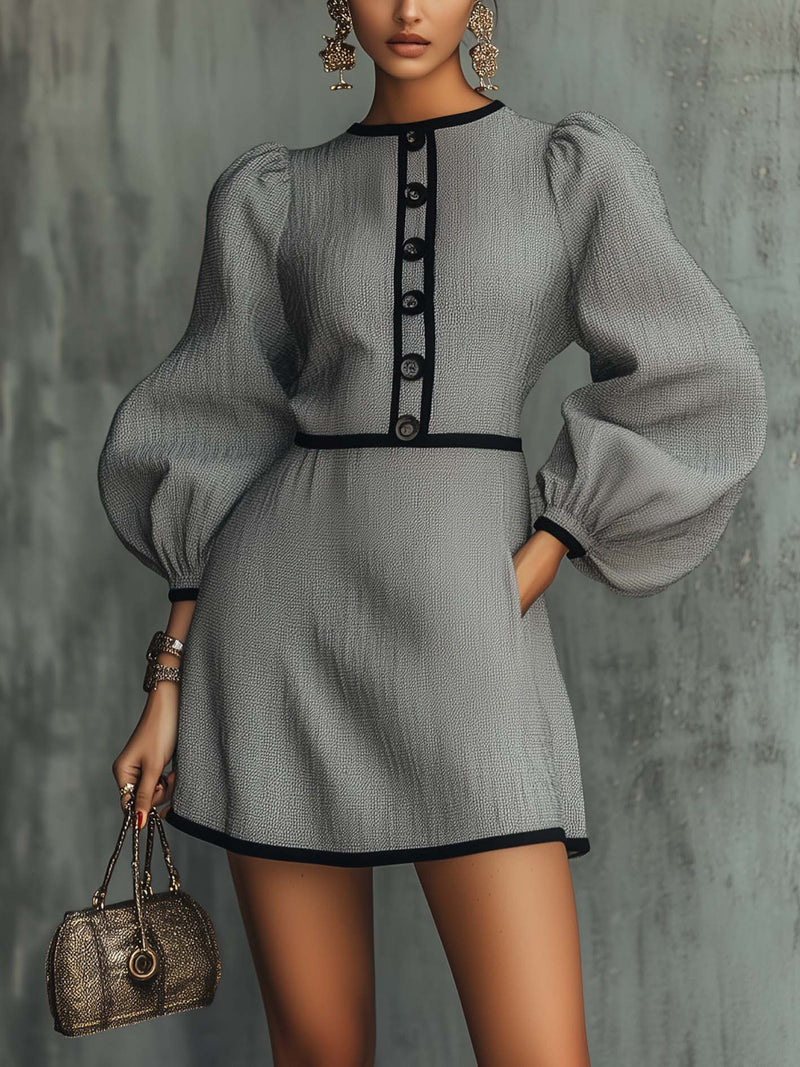Classic Vintage Dress with a Flattering Fit