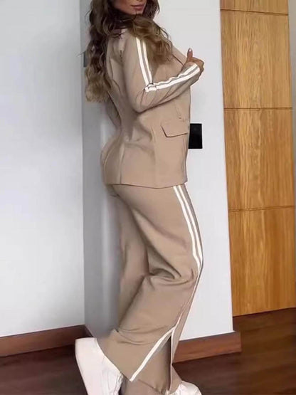 Sophisticated Pants with a Clean Classic Look
