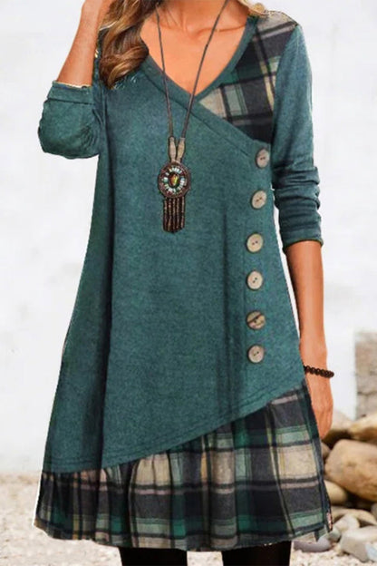 A Vintage Style Dress with Delicate Timeless Details