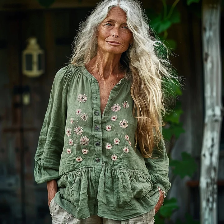 Classic Vintage Shirt with a Flattering Fit