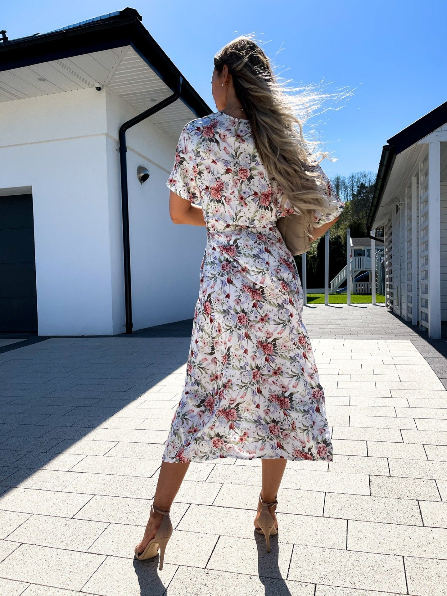 Sophisticated Dress with a Clean Classic Look