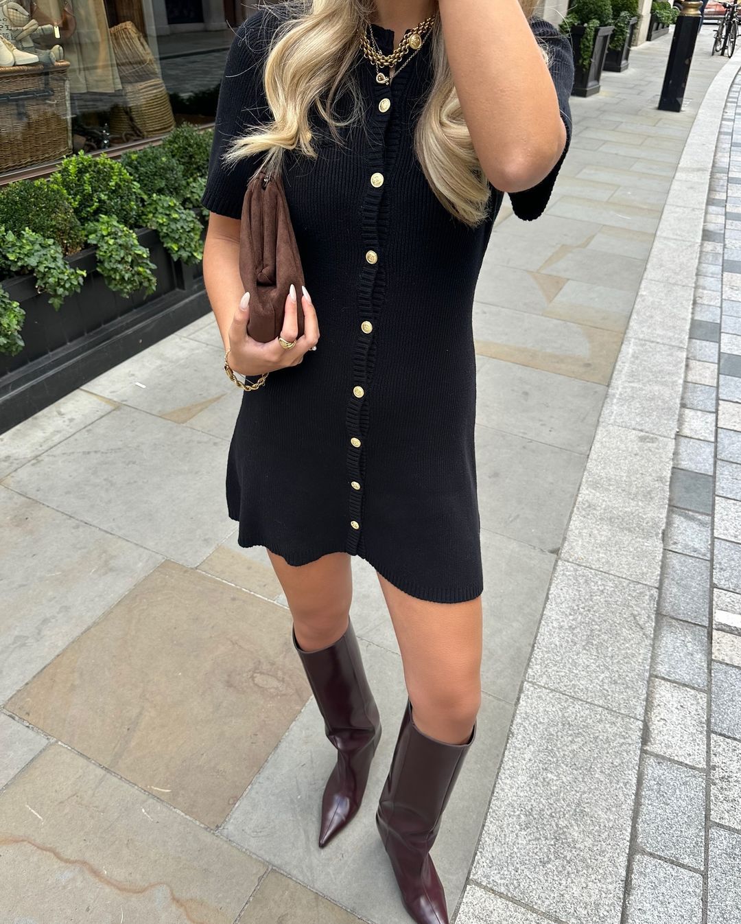 Classic Vintage Dress with a Flattering Fit