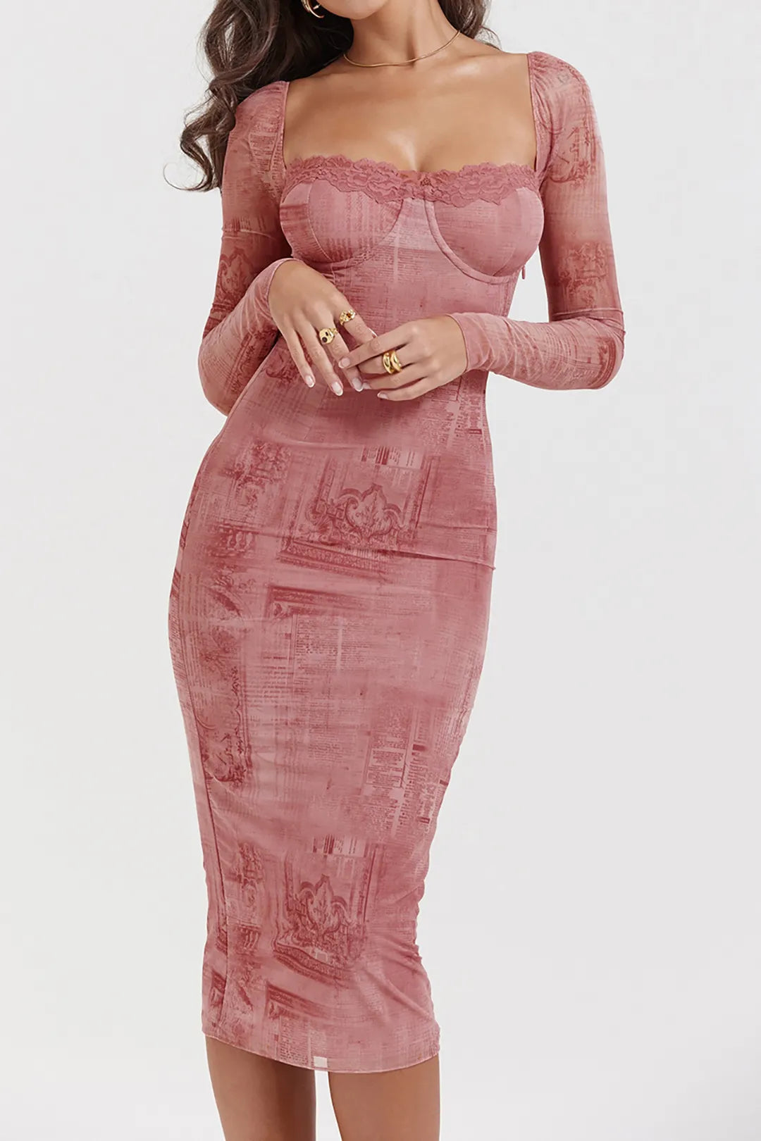 Beautifully Finished Dress in a Timeless Design