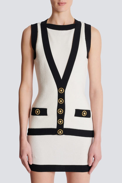 Sophisticated Dress with a Clean Classic Look