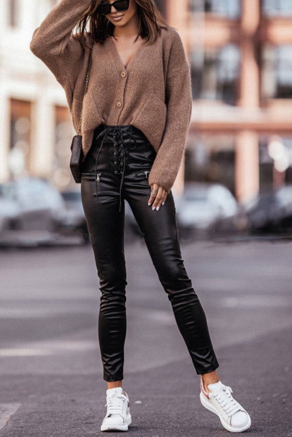 Classic Vintage Pants with a Flattering Fit
