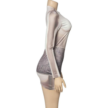 Well Tailored Dress with a Graceful Silhouette