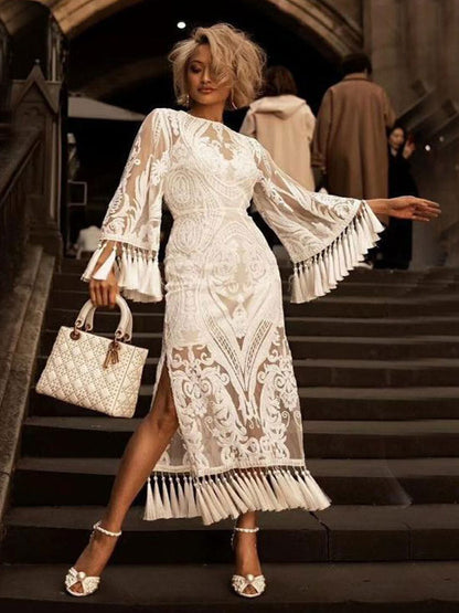 Gracefully Styled Dress for Any Occasion