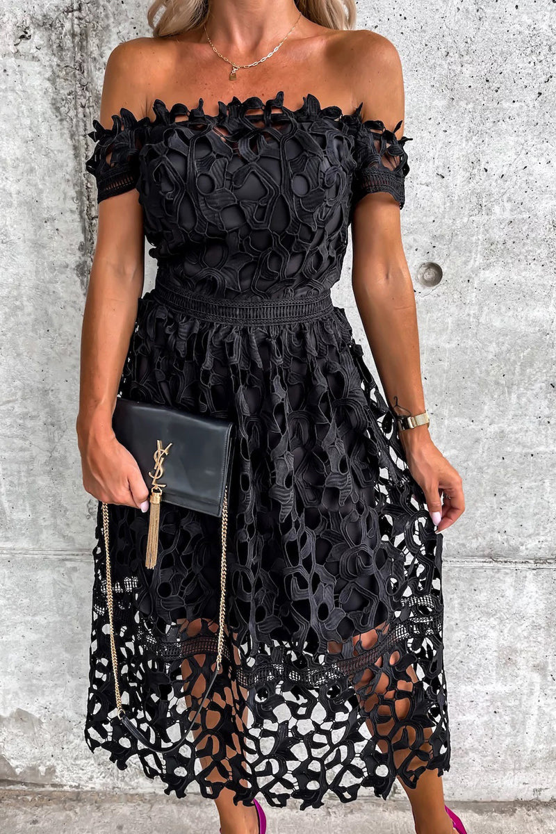 Sophisticated Dress with a Clean Classic Look