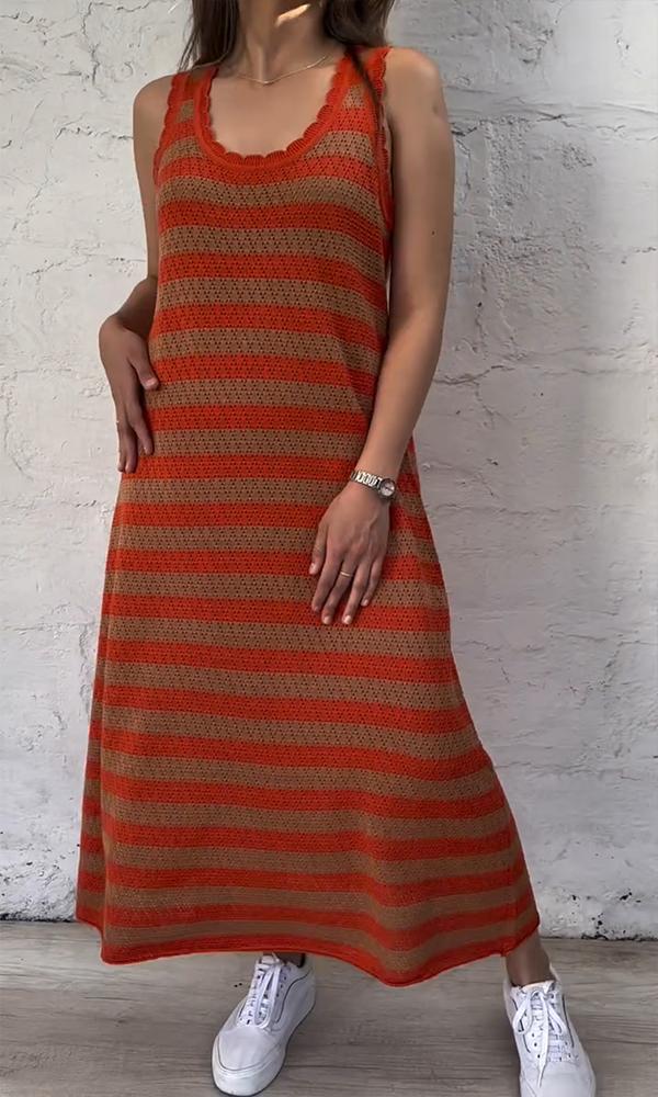 Effortlessly Elegant Dress with a Timeless Design