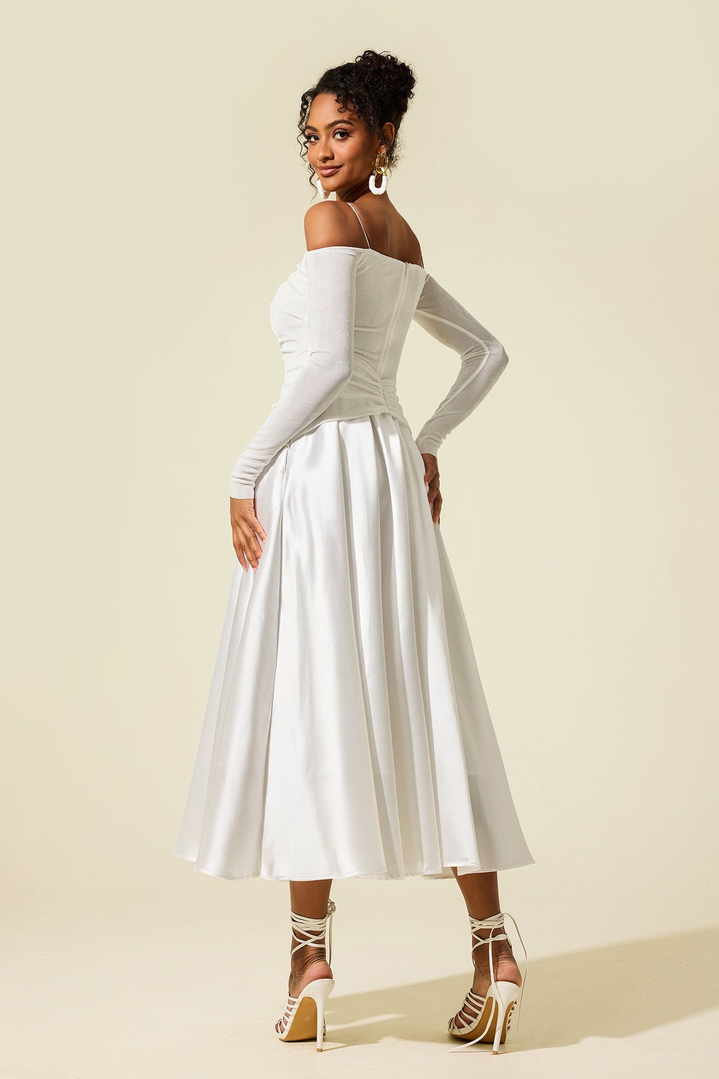 Beautifully Crafted Dress in a Classic Style