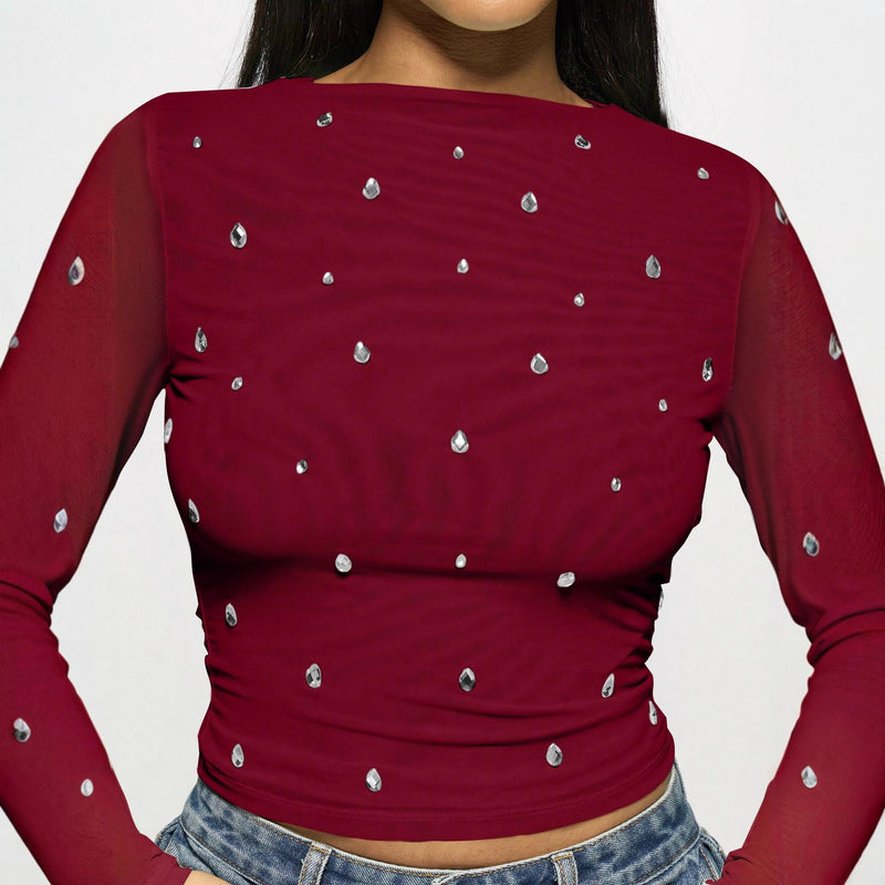 Effortlessly Elegant Top with a Timeless Design