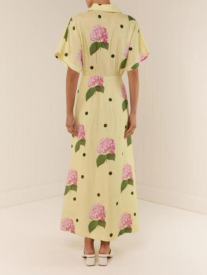 Well Tailored Dress with a Graceful Silhouette