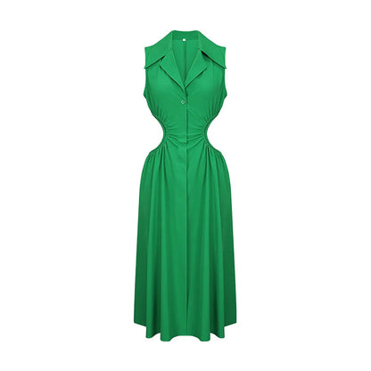 Well Tailored Dress with a Graceful Silhouette