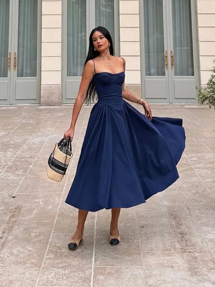 Sophisticated Dress with a Clean Classic Look