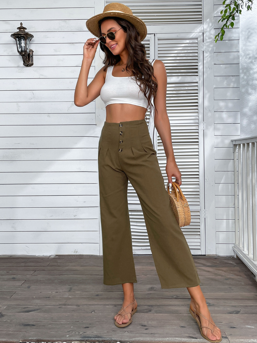 Elegantly Styled Pants for Everyday Wear