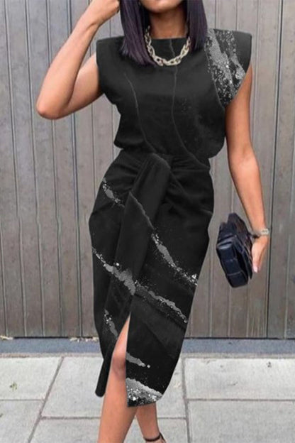 Gracefully Styled Dress for Any Occasion