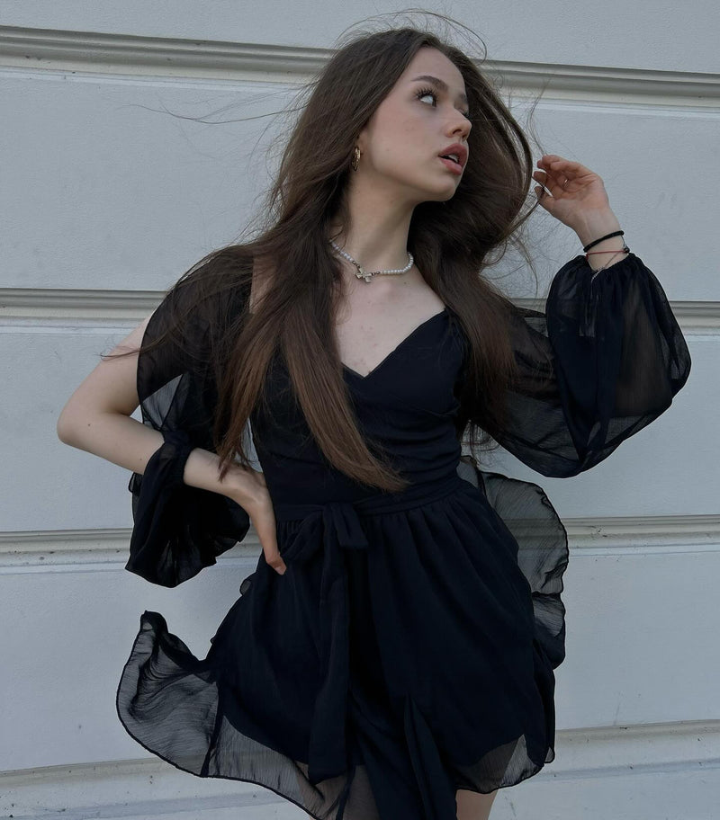 Gracefully Styled Dress for Any Occasion