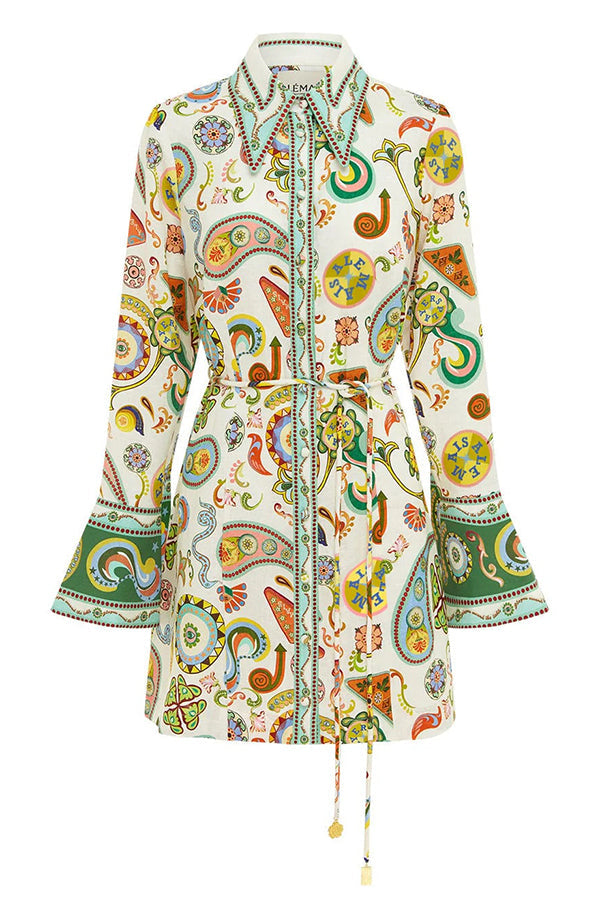 Classic Vintage Dress with a Flattering Fit