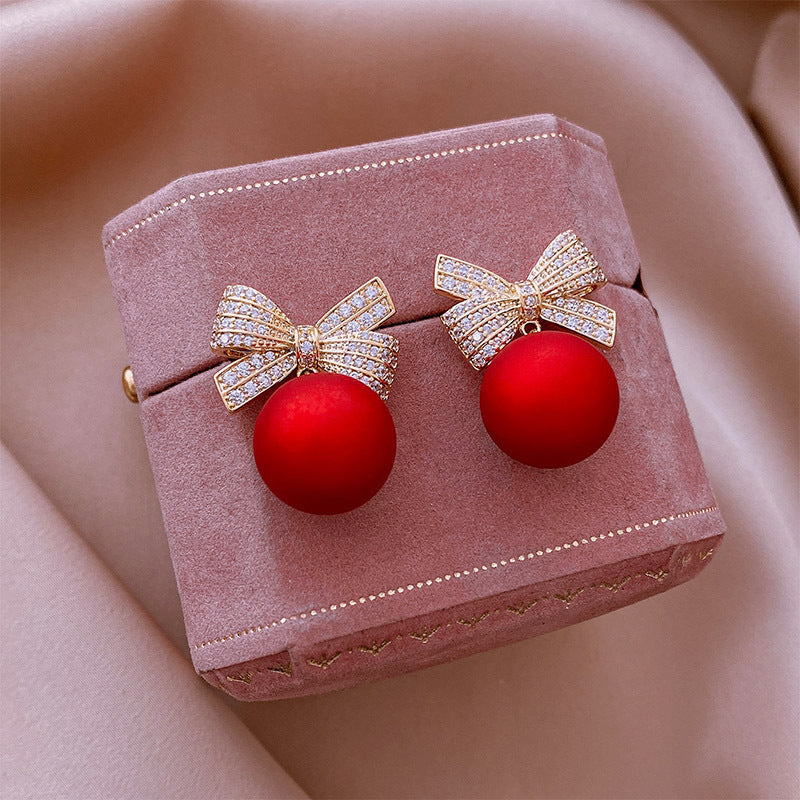 Stunning Pearl Earring for Daily Wear