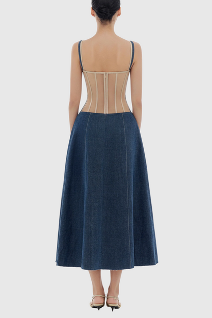 Polished Dress with an Effortless Classic Look