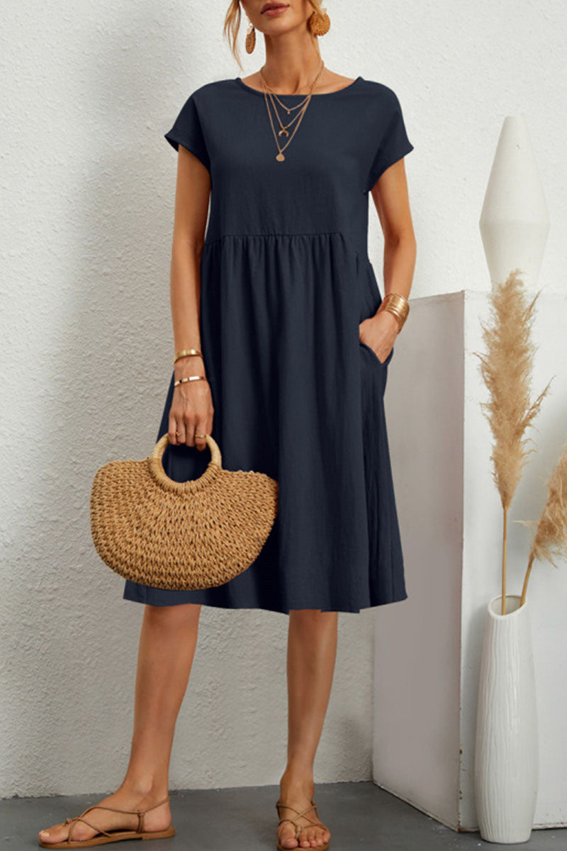 Well Tailored Dress with a Graceful Silhouette