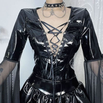 Gracefully Styled Garment for Any Occasion