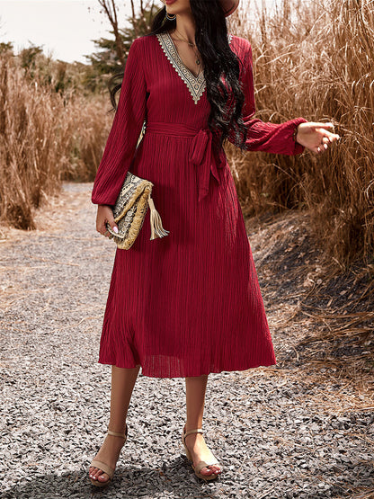 Gracefully Styled Dress for Any Occasion