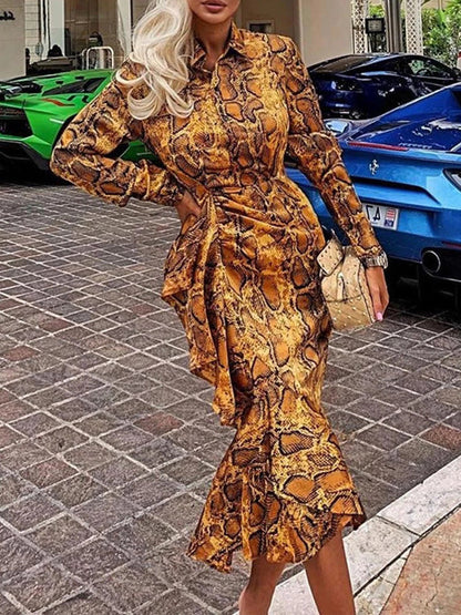 Classic Vintage Dress with a Flattering Fit