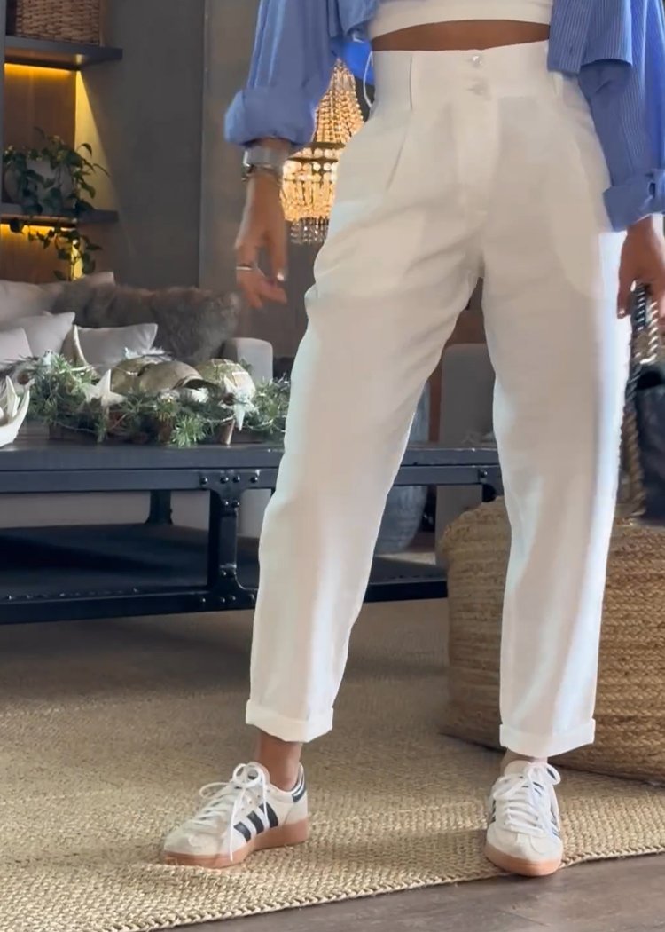 Beautifully Crafted Pants in a Classic Style