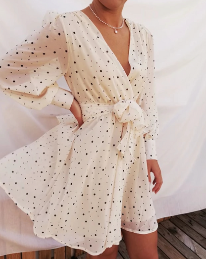 Classic Vintage & Enduringly Stylish Dress