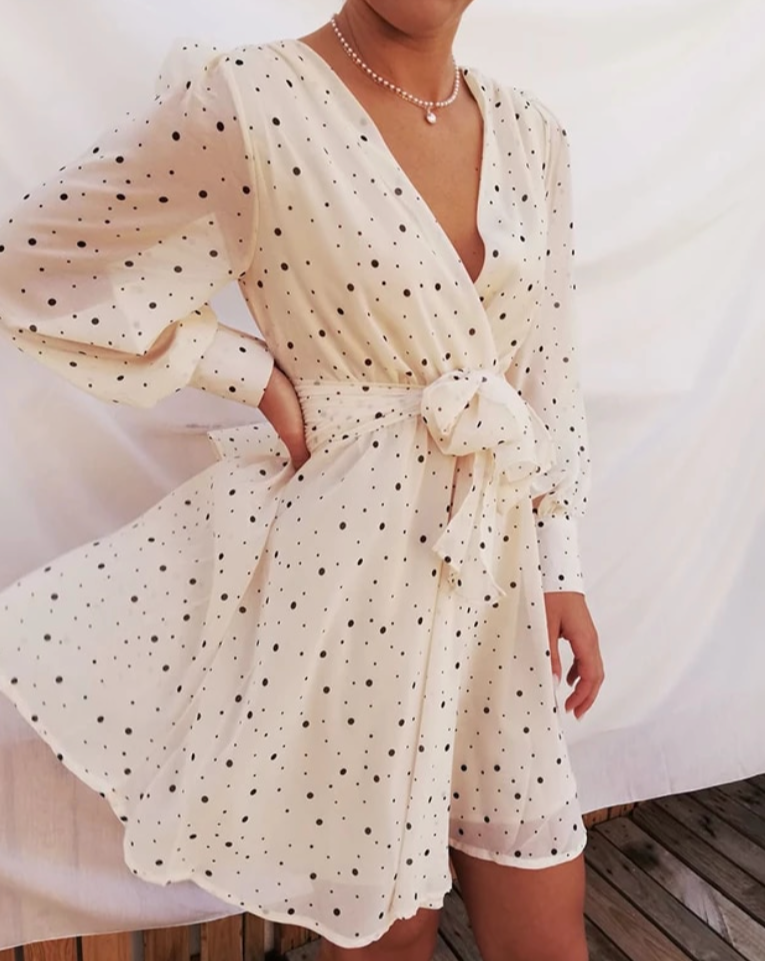 Classic Vintage & Enduringly Stylish Dress