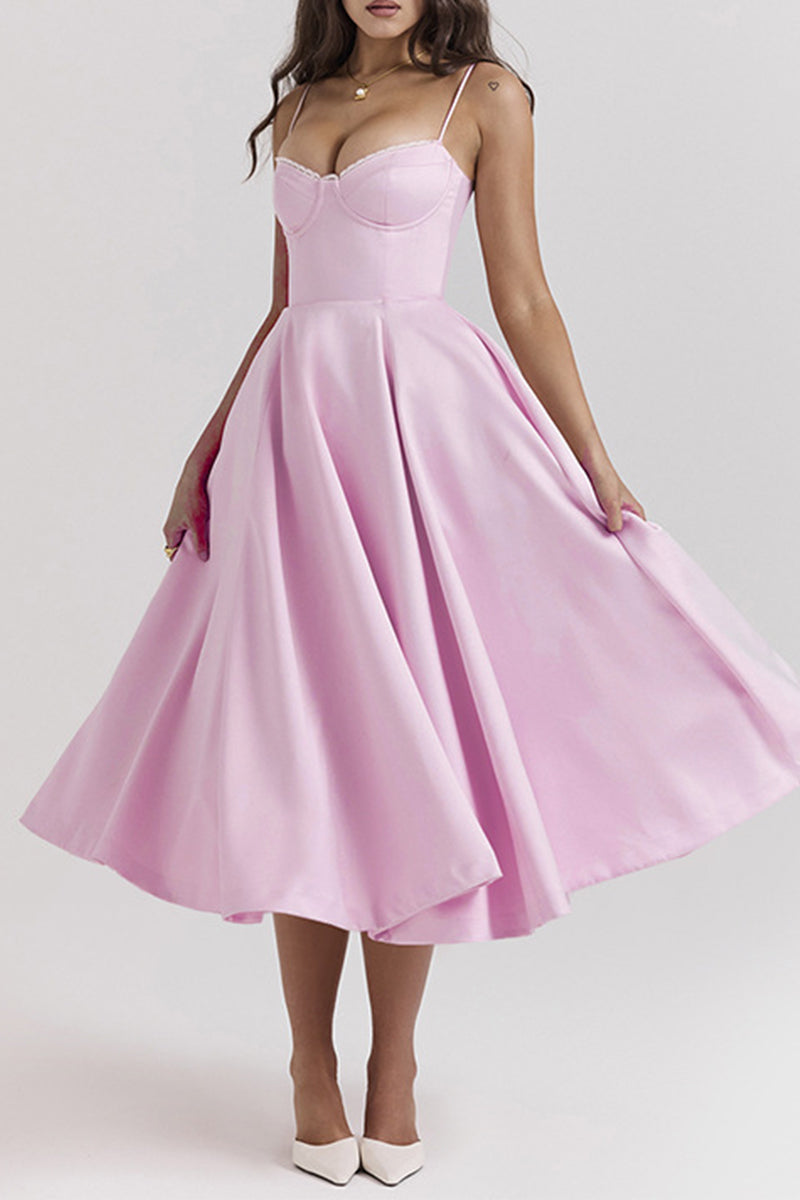 Beautifully Crafted Dress in a Classic Style