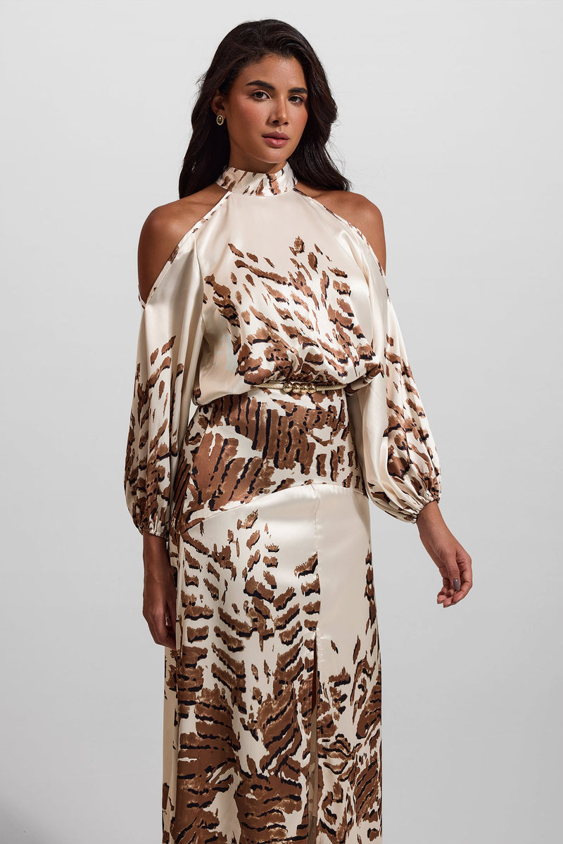 Beautifully Crafted Dress in a Classic Style