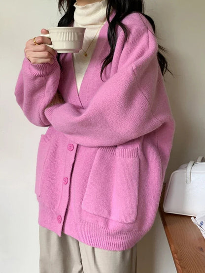 Elegantly Styled Cardigan for Everyday Wear