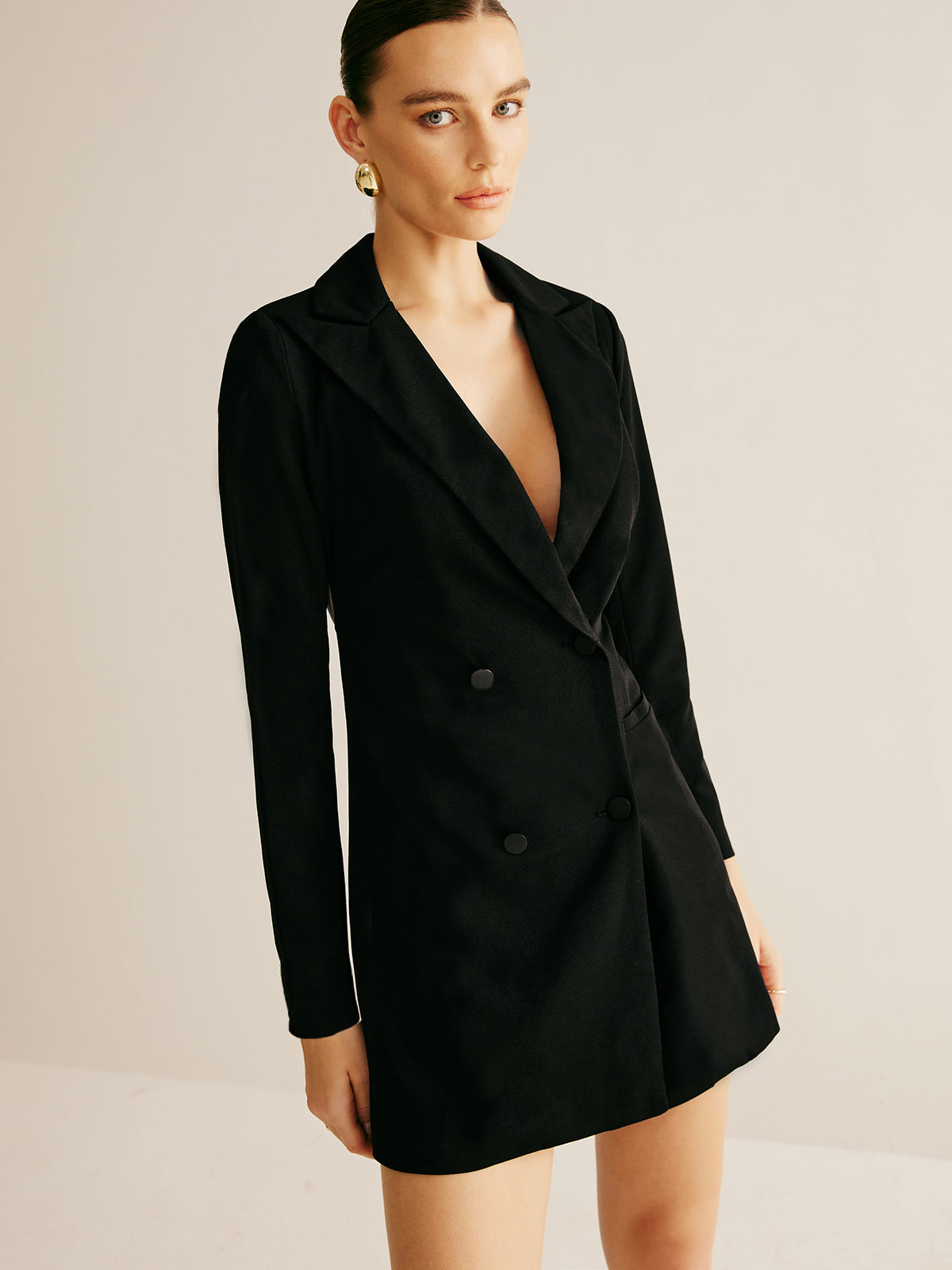 Polished Dress with an Effortless Classic Look