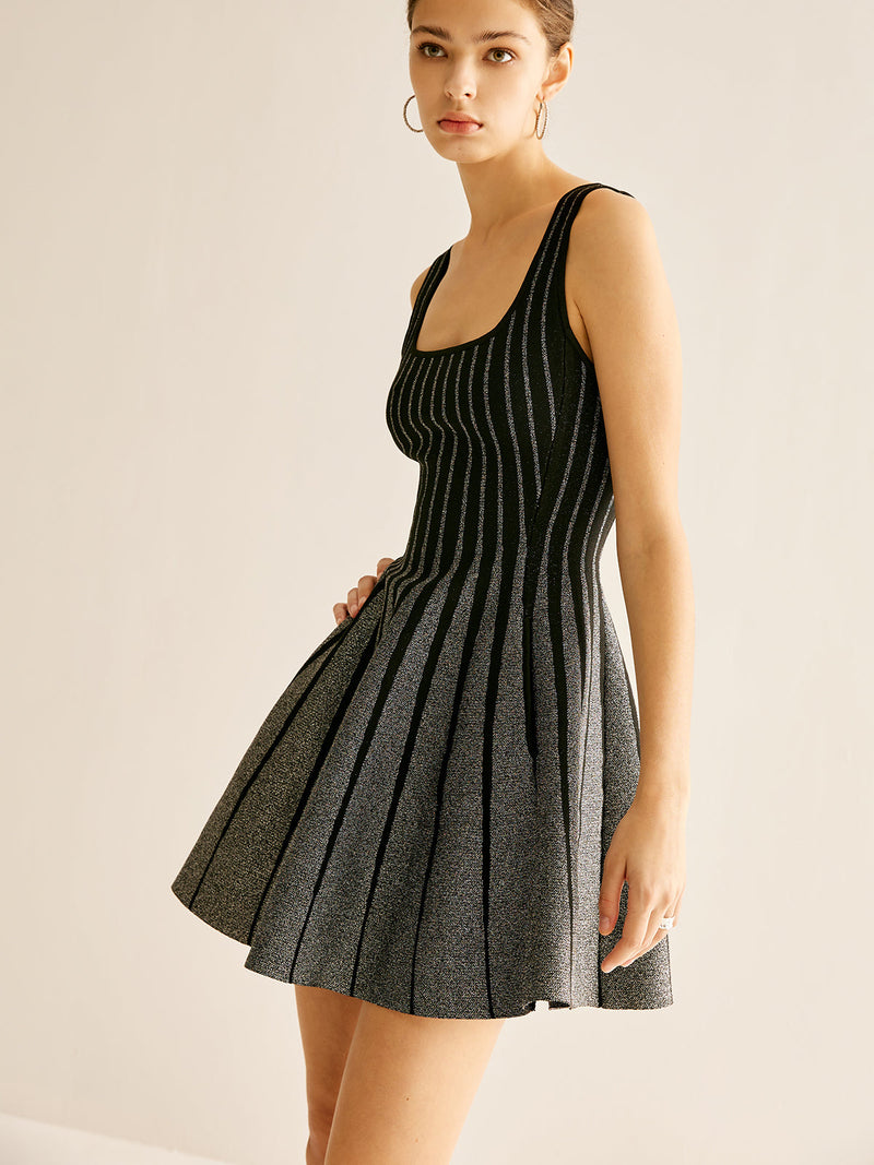 Effortlessly Elegant Sweater with a Timeless Design