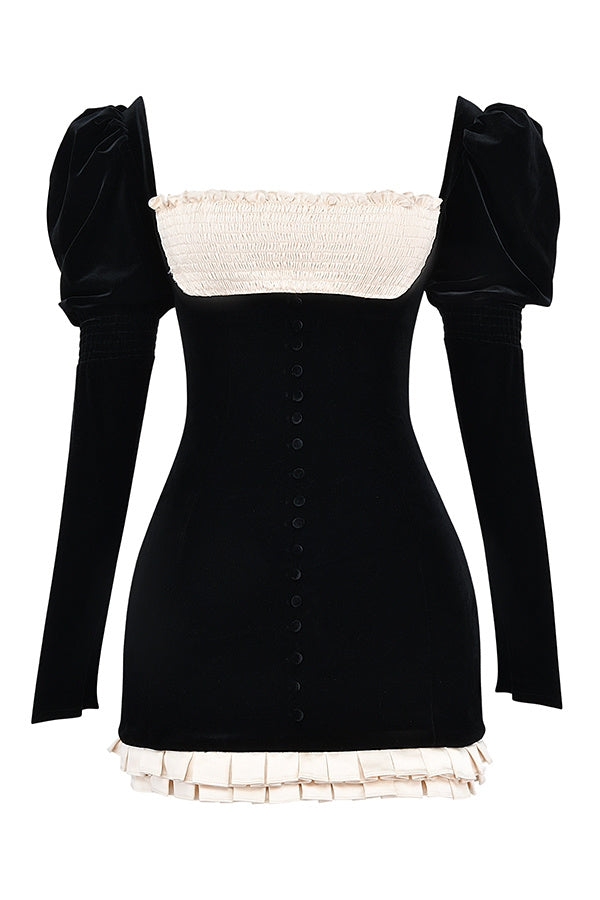 Classic Vintage Dress with a Flattering Fit