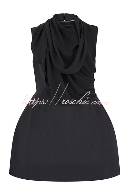Sophisticated Dress with a Clean Classic Look