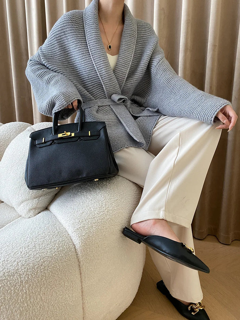 Gracefully Styled Cardigan for Any Occasion