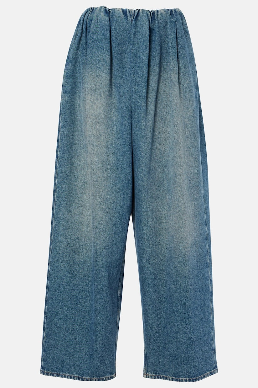 Polished Garment with an Effortless Classic Look