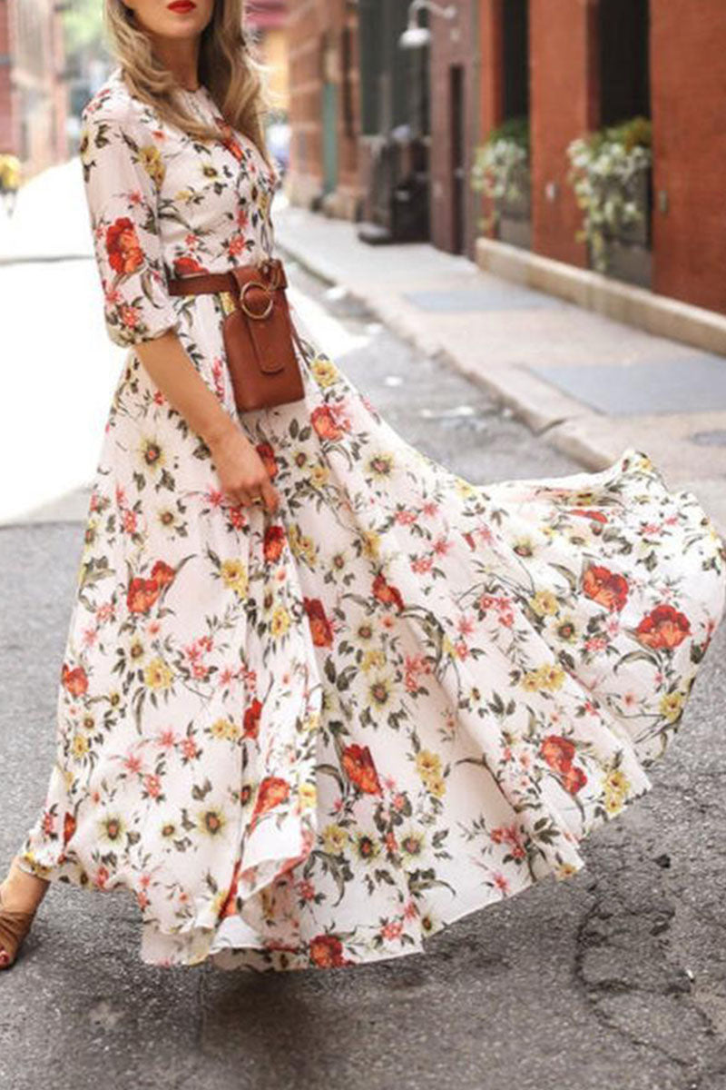Classic Vintage Dress with a Flattering Fit